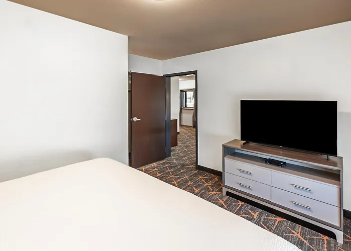 & South By Ihg Hotel