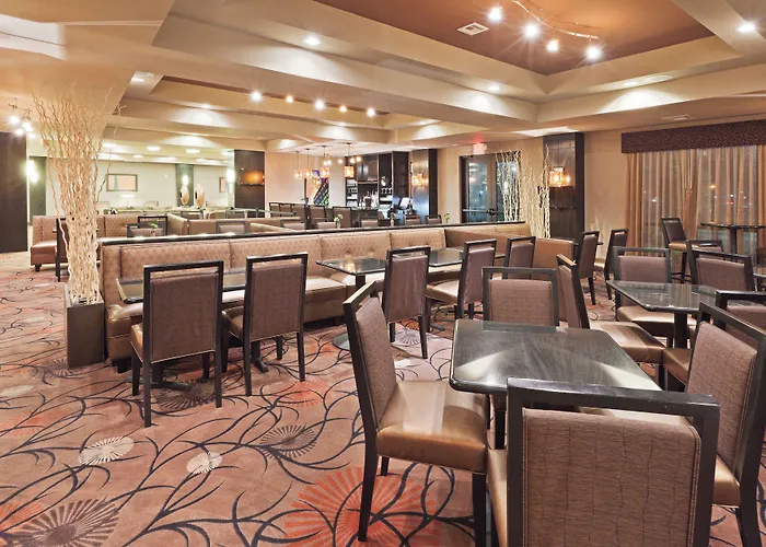 Hotel & South By Ihg
